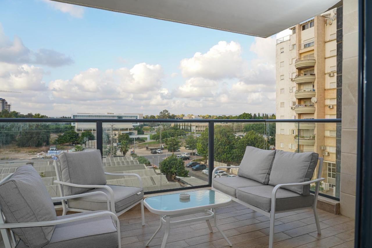 Ferienwohnung Maorissimo Tower Akkon Exterior foto